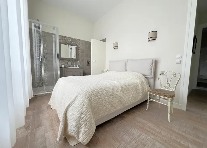 : 8 Pers, Proche Plage, Jardin, Parking, Wifi - Fr-1-474-275 *