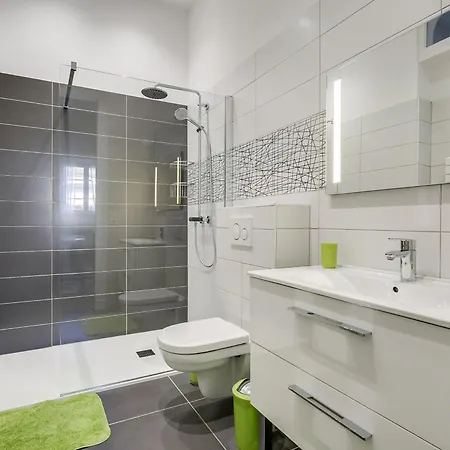 : 8 Pers, Proche Plage, Jardin, Parking, Wifi - Fr-1-474-275 公寓